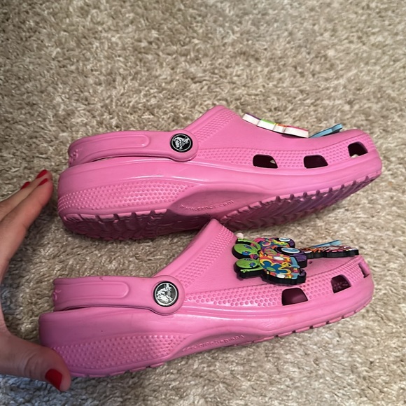 Crocs - Picture 4 of 7